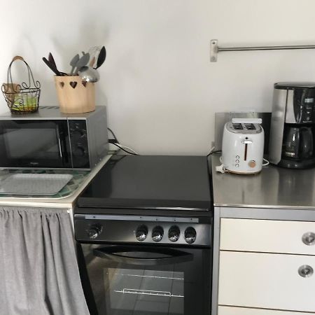 La Petite Escarpolette Apartman Arzon Kültér fotó