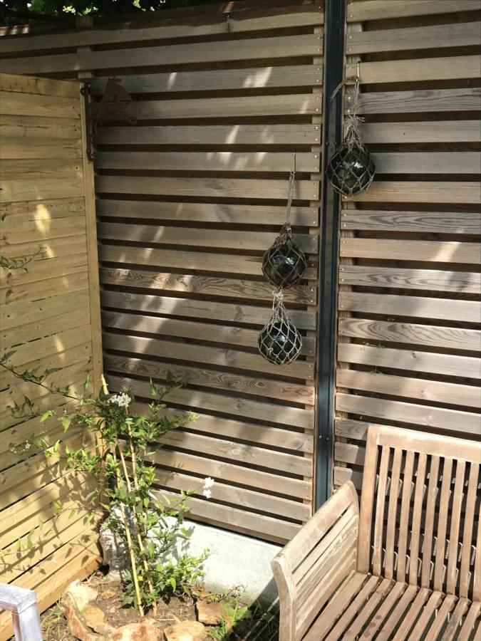 La Petite Escarpolette Apartman Arzon Kültér fotó